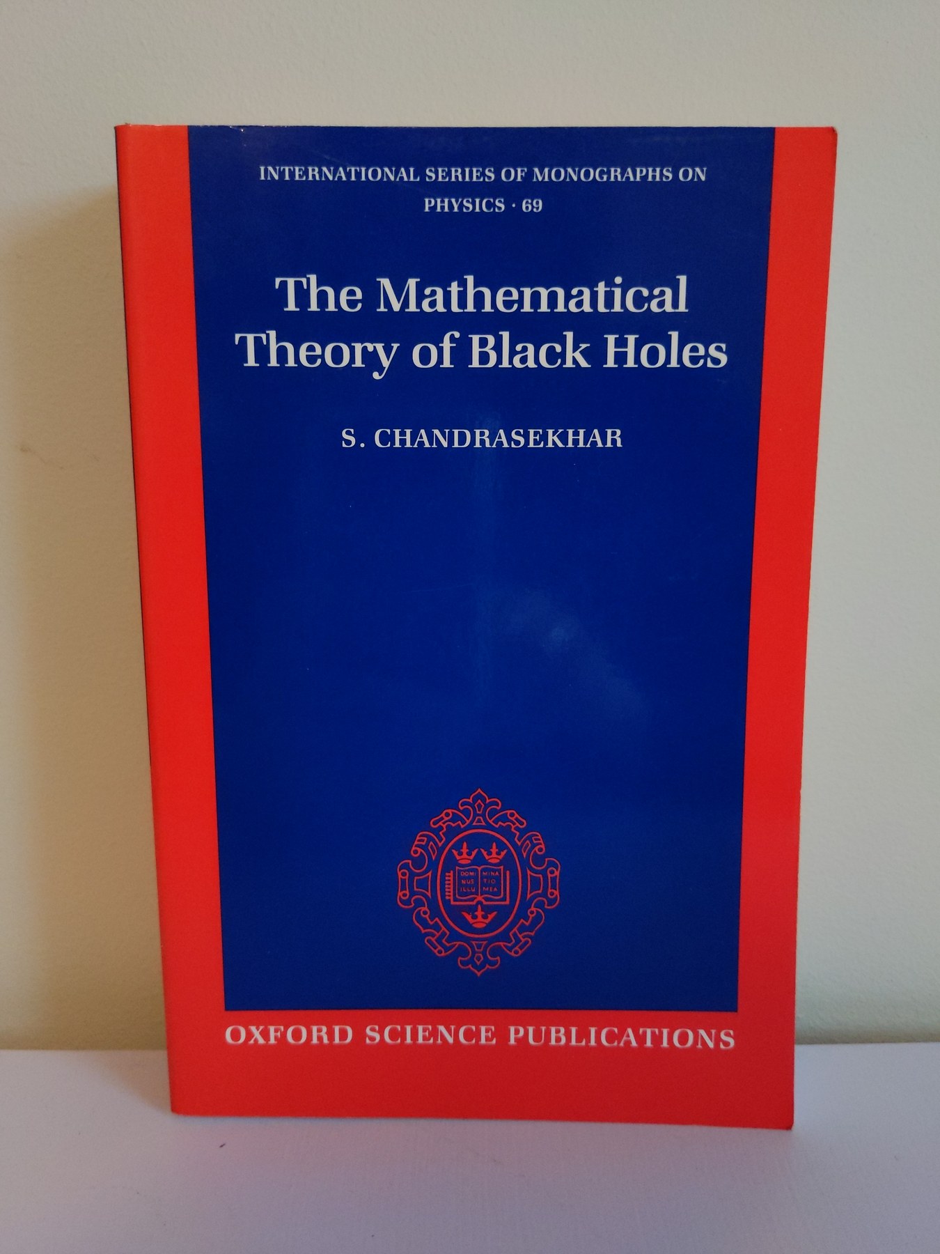 Cover image for Mathematical Theory of Black Holes