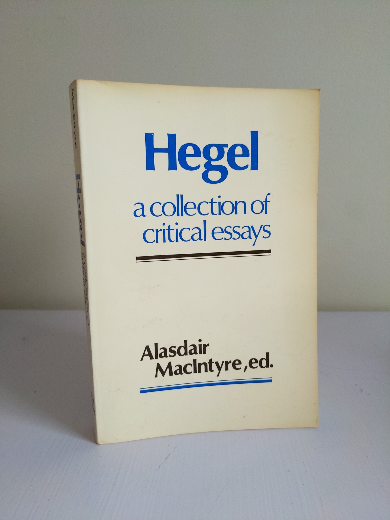Cover image for Hegel: A Collection of Critical Essays