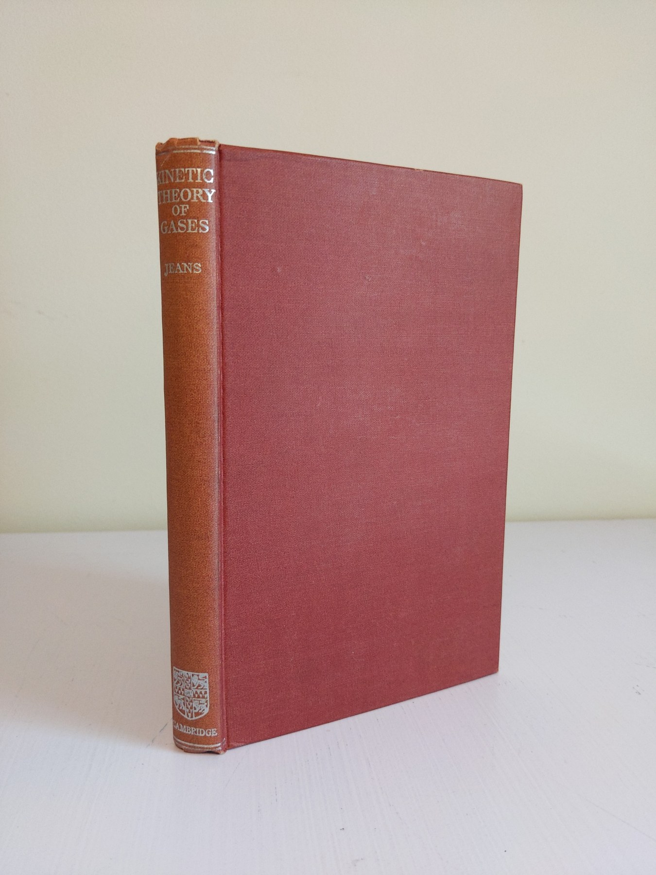 Cover image for An Introduction to the Kinetic Theory of Gases