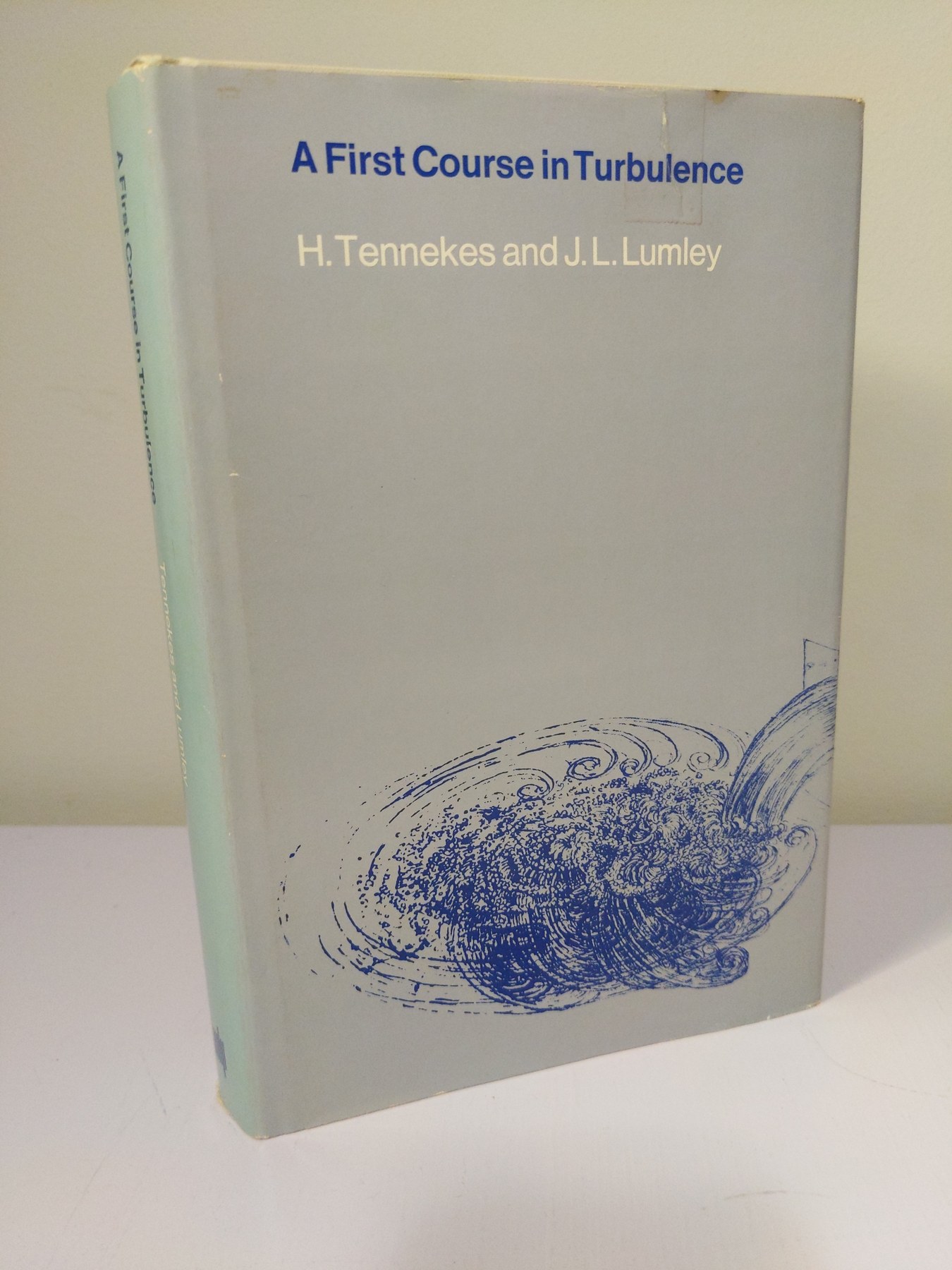 Cover image for A First Course in Turbulence