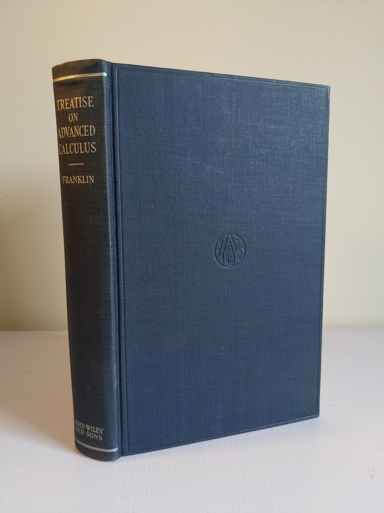 Cover image for A Treatise on Advanced Calculus